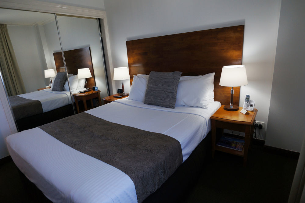 Hotel Diana Бризбейн Екстериор снимка
